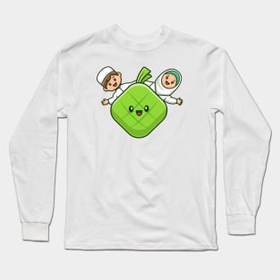 Moslem Couple With Cute Ketupat (2) Long Sleeve T-Shirt